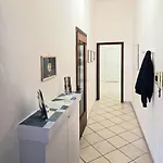 Andrea's House Apartman *